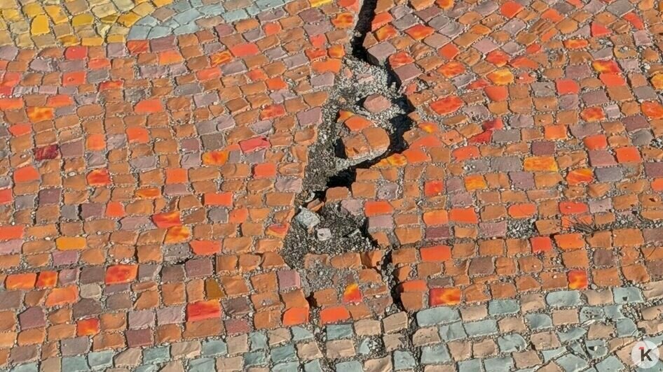 В Калининграде заново рассчитают, сколько нужно денег на ремонт мозаики на Нижнем озере (фото)   - Новости Калининграда | Фото: «Клопс»