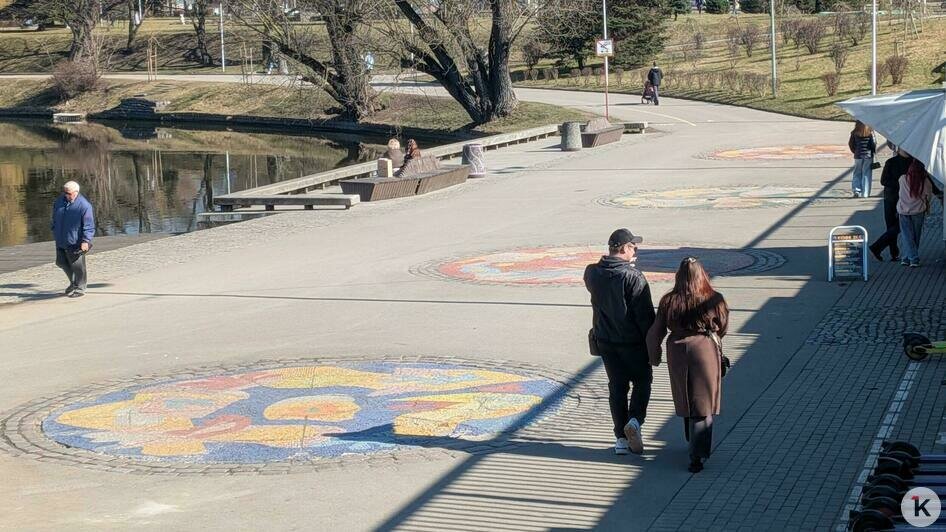 В Калининграде заново рассчитают, сколько нужно денег на ремонт мозаики на Нижнем озере (фото)   - Новости Калининграда | Фото: «Клопс»