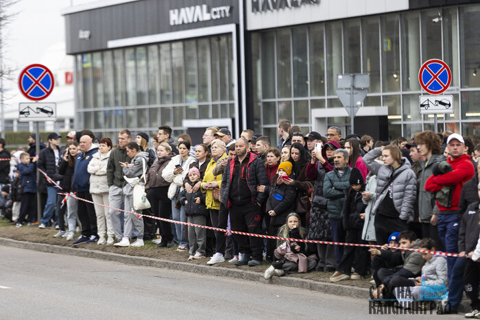 Пожар в ТЦ «Гиант» в Калининграде — фоторепортаж с места ЧП