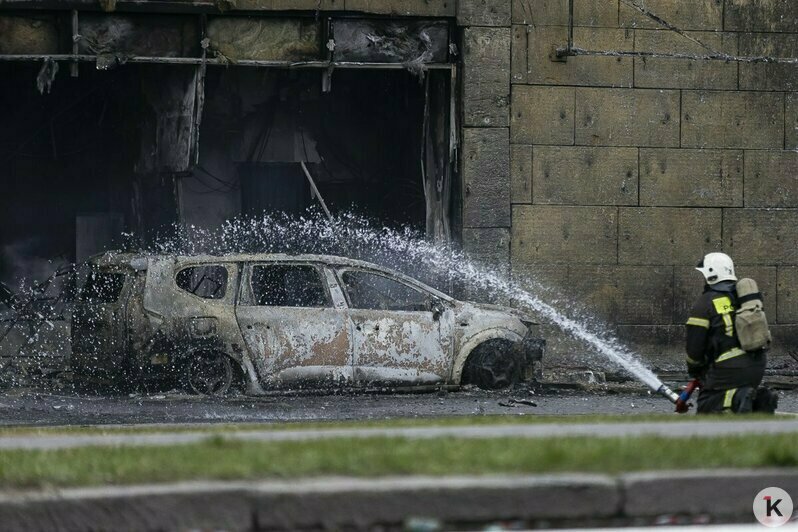 Павший в битве с огнём великан: что осталось от торгового центра «Гиант» на Московском проспекте (фоторепортаж) - Новости Калининграда | Фото: Александр Подгорчук / «Клопс»