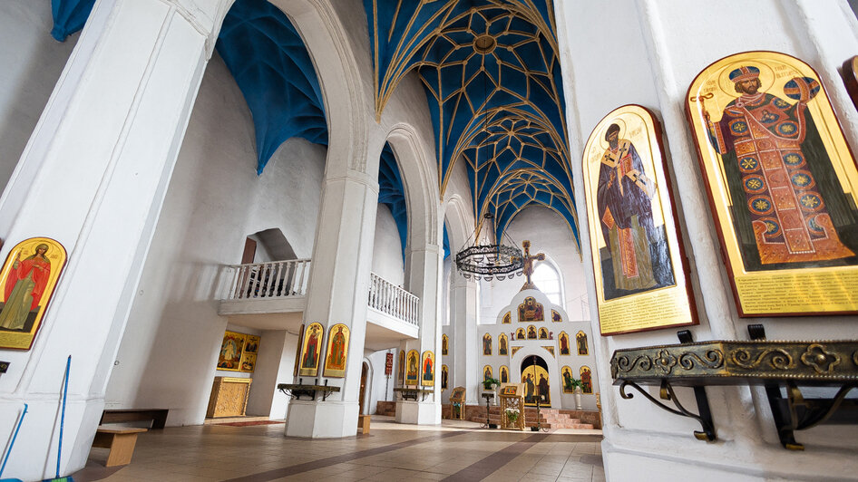 «Аминь, прикинь!»: как священник из Правдинска собрал два миллиона просмотров (фото, видео) - Новости Калининграда | Фото: Александр Подгорчук / «Клопс»