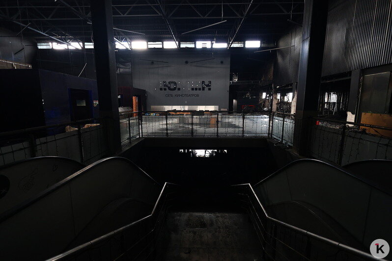 Оплавленные манекены, чёрные стены: как выглядит внутри обезображенный огнём «Гиант» (фоторепортаж)  - Новости Калининграда | Фото: Александр Подгорчук / «Клопс»