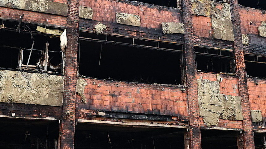 Оплавленные манекены, чёрные стены: как выглядит внутри обезображенный огнём «Гиант» (фоторепортаж)  - Новости Калининграда