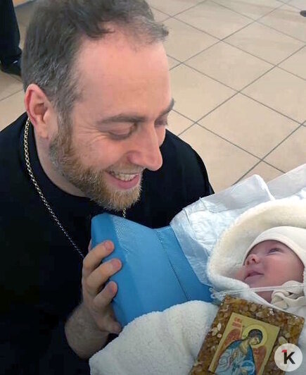 «Аминь, прикинь!»: как священник из Правдинска собрал два миллиона просмотров (фото, видео) - Новости Калининграда | Скриншот видео: Оксана Майорова