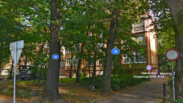 На Комсомольской станут памятниками два дома, чьих жильцов в прошлом разделяли 200 метров и социальная пропасть - Новости Калининграда | Скриншот сервиса  «Яндекс Карты»