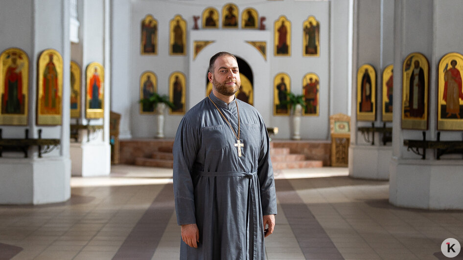 «Аминь, прикинь!»: как священник из Правдинска собрал два миллиона просмотров (фото, видео) - Новости Калининграда | Фото: Александр Подгорчук / «Клопс»