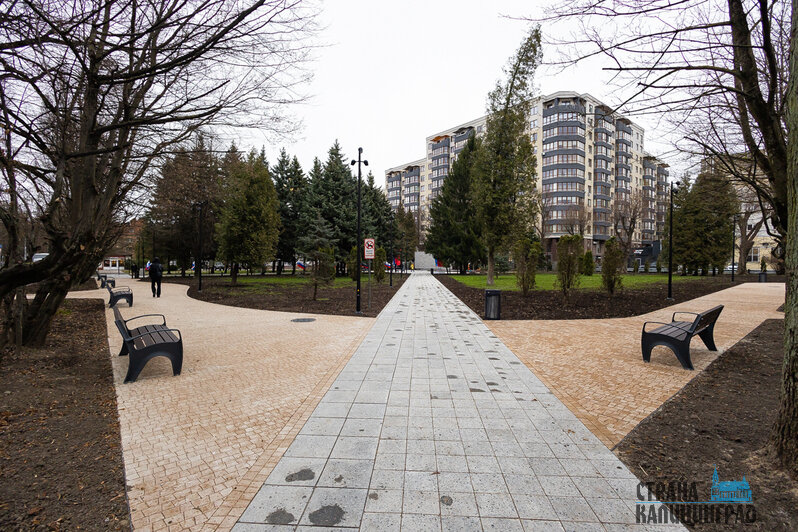 Сквер на ул.Комсомольской | Фото: Александр Подгорчук 