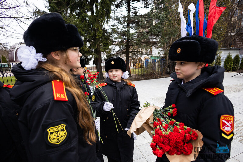Церемония открытия мемориала на ул. Комсомольской | Фото: Александр Подгорчук 