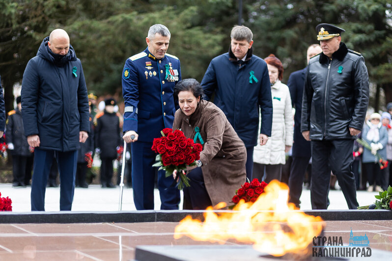 Церемония открытия мемориала на ул. Комсомольской | Фото: Александр Подгорчук 