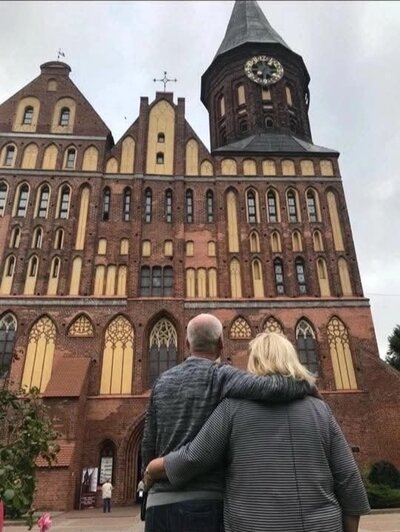 Полвека в обнимку: пара из Калининграда повторила фото у Кафедрального собора через 54 года   - Новости Калининграда | Фото: архив семьи Бурыкиных