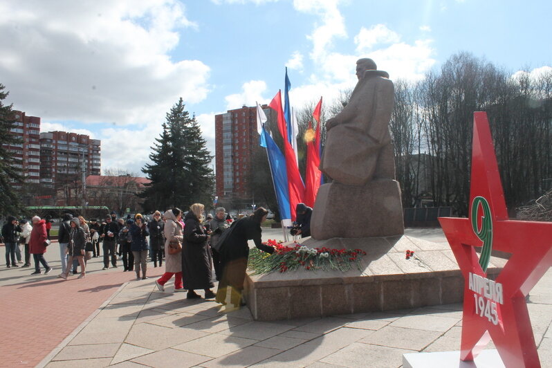 Улица с одним домом и книжный клуб в пивном баре: история Калининграда разбудила детские воспоминания у экскурсантов   - Новости Калининграда | Фото: Алёна Михайлова