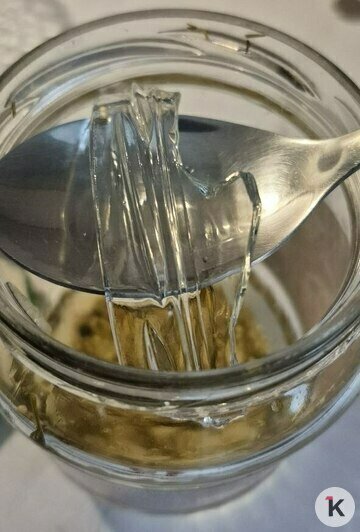 «На дне какой-то звон»: калининградец нашёл стекло в банке с маринованными помидорами (фото) - Новости Калининграда | Фото: Максим Р.