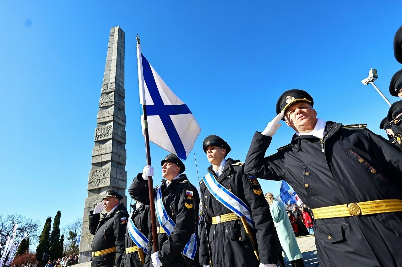 81 год спустя: в Калининграде почтили память героев штурма Кёнигсберга (фоторепортаж) - Новости Калининграда