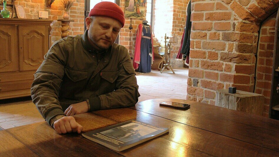 «Ты держишь в руках частичку истории, ты её создатель»: рыцарь замка Нойхаузен — о ремёслах, конных боях и кузнице в гараже - Новости Калининграда | Фото: «Клопс»