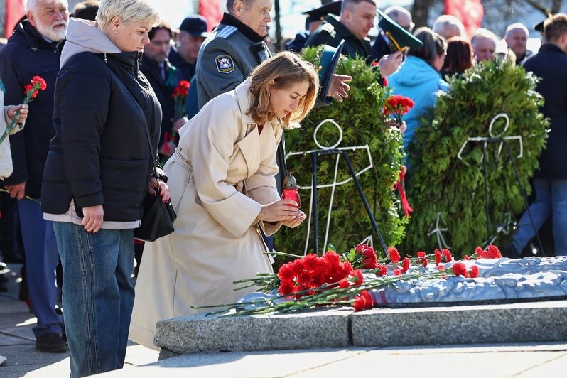 81 год спустя: в Калининграде почтили память героев штурма Кёнигсберга (фоторепортаж) - Новости Калининграда