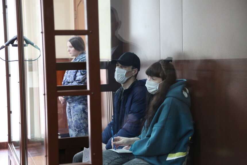 На скамье подсудимых отчим и мать убитого 7-летнего мальчика | Фото: Калининградский областной суд