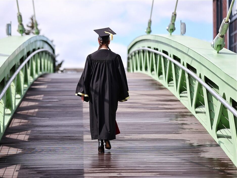 9 апреля в Калининграде открыли пешеходный мост «Философский»