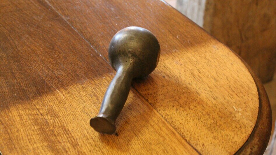 «Ты держишь в руках частичку истории, ты её создатель»: рыцарь замка Нойхаузен — о ремёслах, конных боях и кузнице в гараже - Новости Калининграда | Фото: «Клопс»