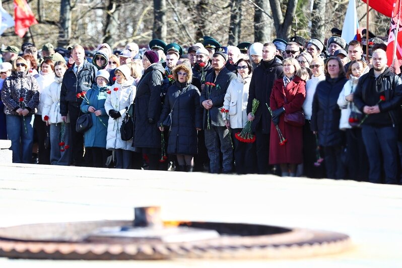 81 год спустя: в Калининграде почтили память героев штурма Кёнигсберга (фоторепортаж) - Новости Калининграда | Фото: Александр Подгорчук / «Клопс»