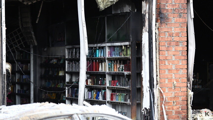 Арендаторы ТЦ «Гиант», пострадавшие от пожара, не могут выйти на связь с собственником здания  - Новости Калининграда | Фото: Александр Подгорчук / Архив «Клопс»