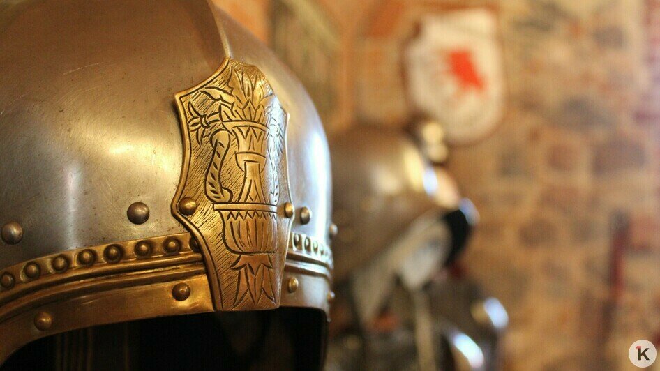 «Ты держишь в руках частичку истории, ты её создатель»: рыцарь замка Нойхаузен — о ремёслах, конных боях и кузнице в гараже - Новости Калининграда | Фото: «Клопс»