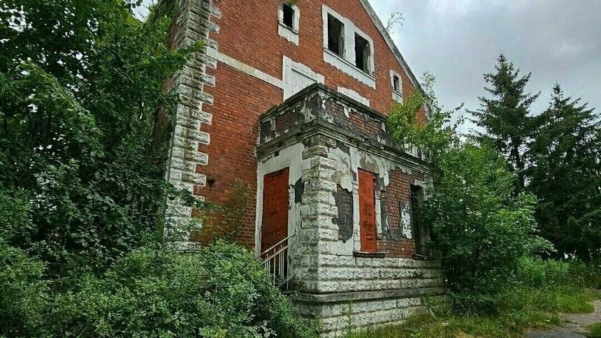 На владельца многострадальной усадьбы Рихтера под Правдинском подали в суд - Новости Калининграда | Фото: сообщество «Служба ОКН 39» / «ВКонтакте»