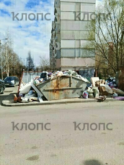 Легендарная мусорка на Минской осталась без внимания: 4 улицы в Калининграде с «дизайном» из переполненных баков   - Новости Калининграда | Фото: очевидец