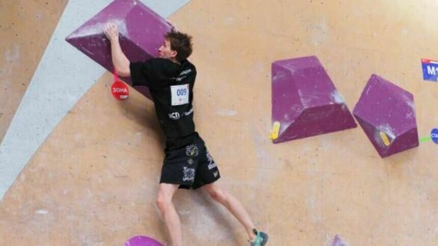 Серебряный Дулуб: скалолаз из Калининграда занял второе место на чемпионате России - Новости Калининграда | Фото: Андрей Гусев, Федерация скалолазания России