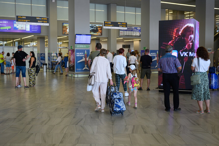 В небе над Ленинградской областью снова проблемы, которые затронули калининградское направление | Фото: Александр Мелехов