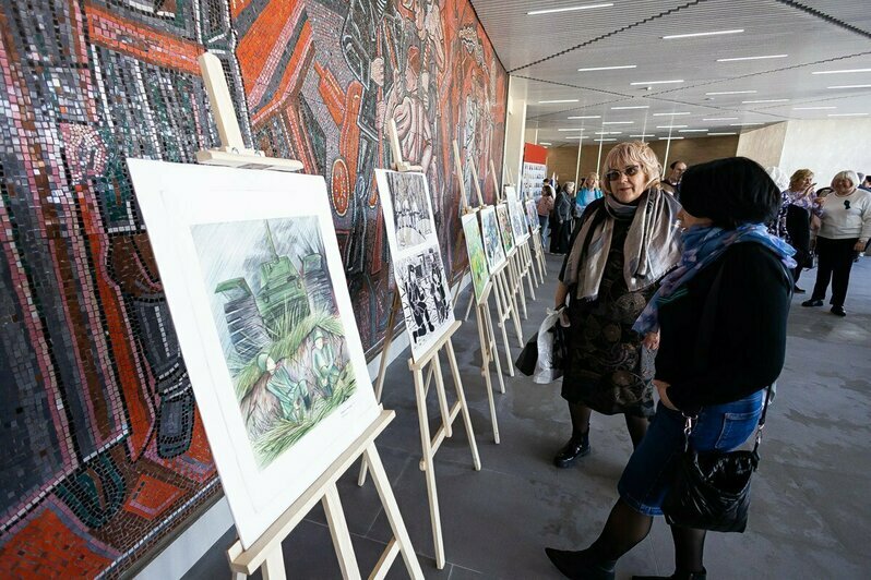 Теперь фойе Театре эстрады - современное, стильное и функциональное пространство  | Фото: Александр Подгорчук