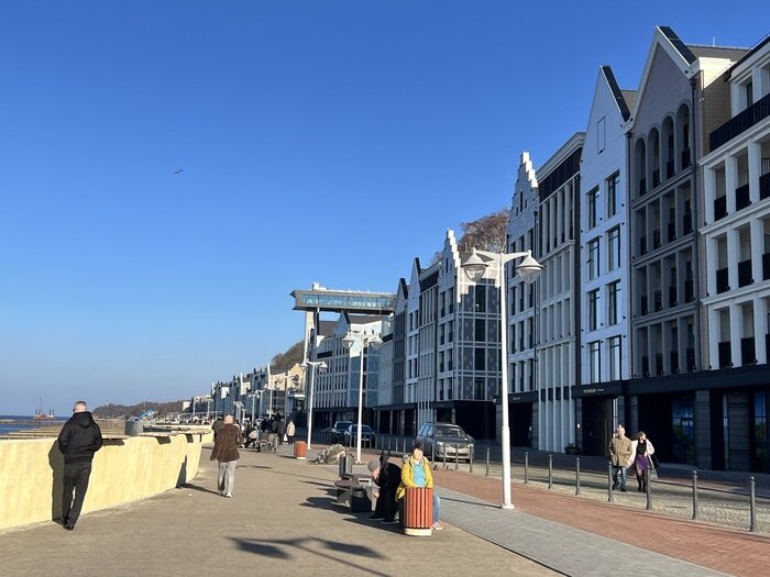 Новая часть променада в Светлогорске тоже успела обветшать и требует ремонта | Фото: Оксана Сазонова