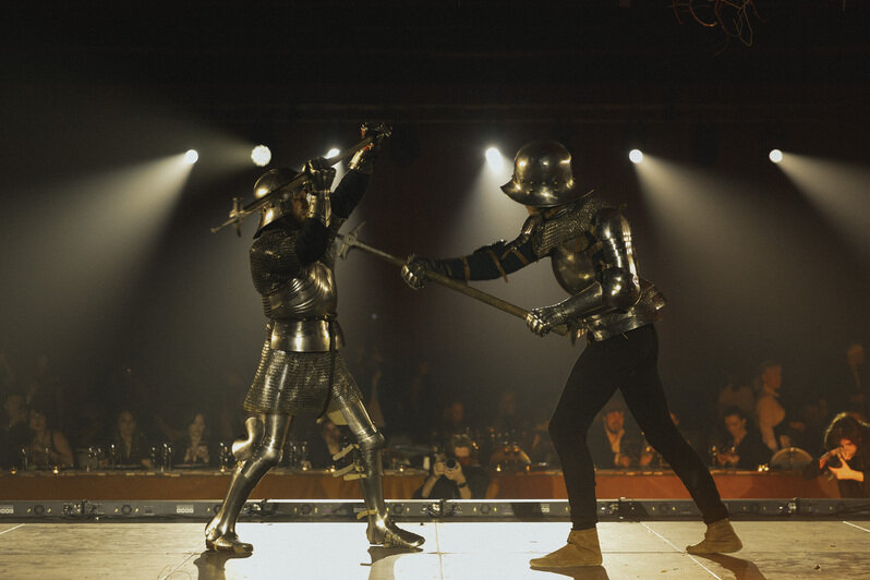 «Ты держишь в руках частичку истории, ты её создатель»: рыцарь замка Нойхаузен — о ремёслах, конных боях и кузнице в гараже - Новости Калининграда | Фото: сообщество «Black Squad - Альтштадт» // «ВКонтакте»