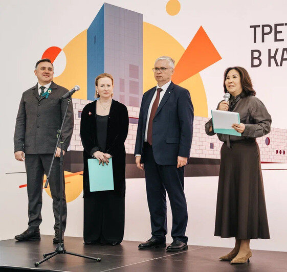 Выставка «Великие учителя» открылась в Калининграде при поддержке Сбера - Новости Калининграда