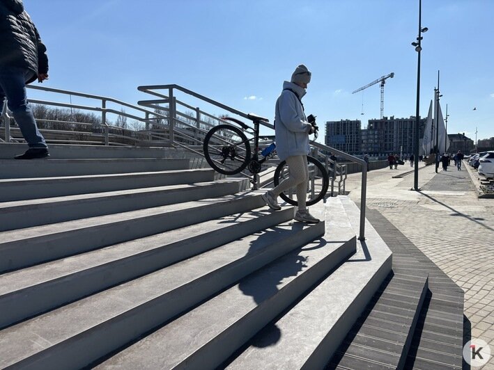 На Философском уже назначают свидания: как новый мост на остров Канта вписался в жизнь калининградцев (фото) - Новости Калининграда | Фото: Александр Подгорчук / «Клопс»
