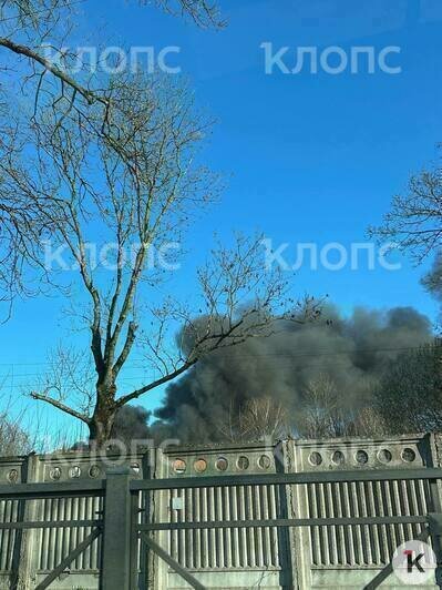 На Камской в Калининграде загорелись склады (фото, видео) - Новости Калининграда | Фото: очевидец