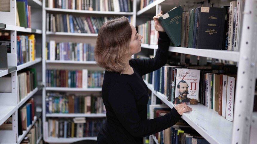 На «Библионочь» в Калининград приедет автор «Ночного дозора» Сергей Лукьяненко - Новости Калининграда