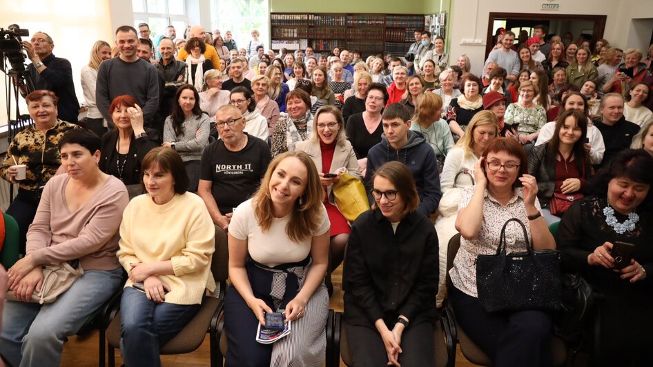 На «Библионочь» в Калининград приедет автор «Ночного дозора» Сергей Лукьяненко - Новости Калининграда