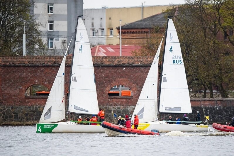 На Верхнем озере яхты вызвали друг друга на дуэль: фоторепортаж   - Новости Калининграда | Фото: Александр Подгорчук / «Клопс»