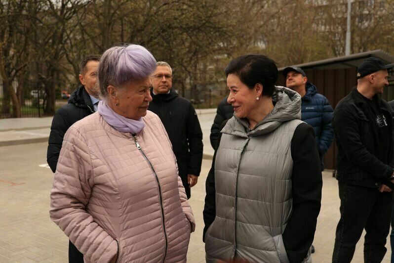 В Калининграде отремонтировали двор, который выглядел «как после бомбёжки» - Новости Калининграда | Фото предоставлено администрацией Калининграда