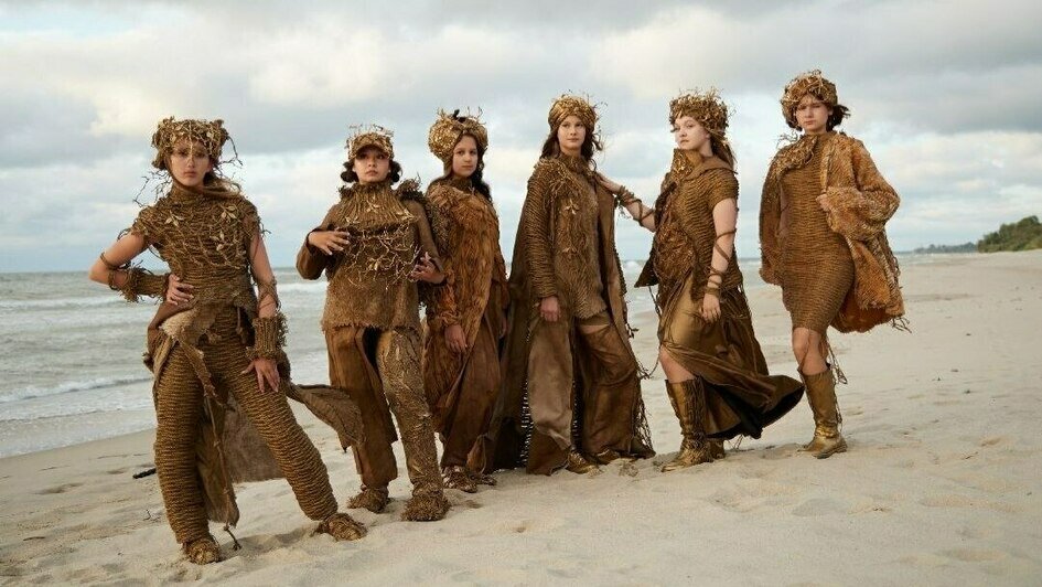 Шить, творить, побеждать: юные дизайнеры из Калининграда покорили сцену столицы - Новости Калининграда