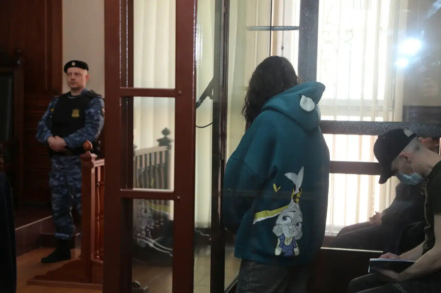 В Калининградском областном суде 13 апреля была допрошена мать погибшего ребёнка | Фото: Калининградский областной суд