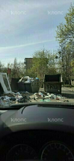 Легендарная мусорка на Минской осталась без внимания: 4 улицы в Калининграде с «дизайном» из переполненных баков   - Новости Калининграда | Фото: очевидец