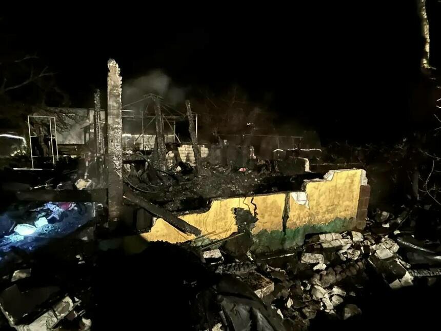 В Калининграде после смертельного пожара в СНТ «Мечта» начали проверку - Новости Калининграда | Фото: канал СУ СК России по Калининградской области / Телеграм