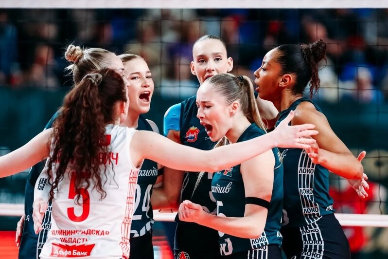 Моменты игры. | Фото: ВК «Локомотив»