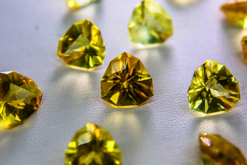 Калининградский янтарный комбинат удвоит выпуск ювелирных изделий с алмазной огранкой - Новости Калининграда | Фото: пресс-служба комбината