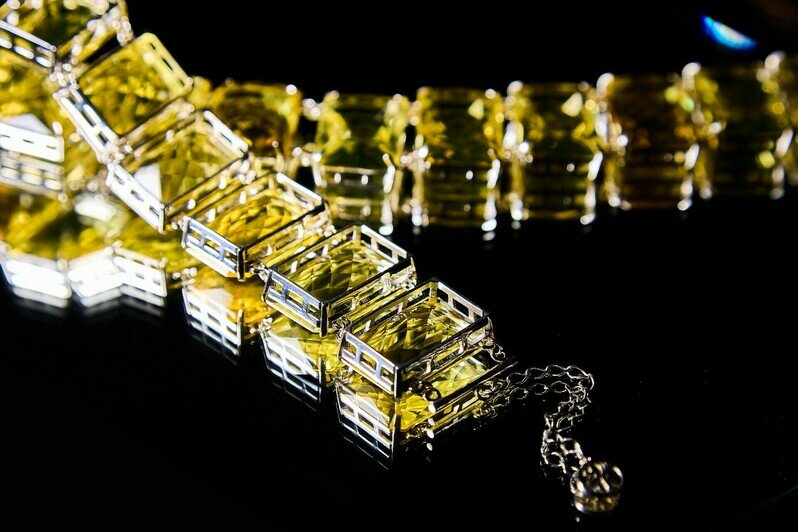 Калининградский янтарный комбинат удвоит выпуск ювелирных изделий с алмазной огранкой - Новости Калининграда | Фото: пресс-служба комбината