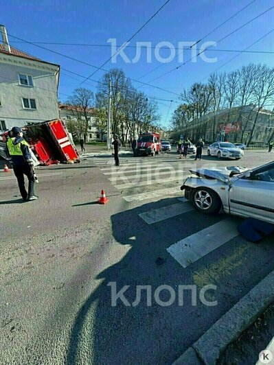 Смерть у дома на Банковской и крупное ДТП с пожарной машиной: 8 событий, которые обсуждали в выходные  - Новости Калининграда | Фото: очевидец