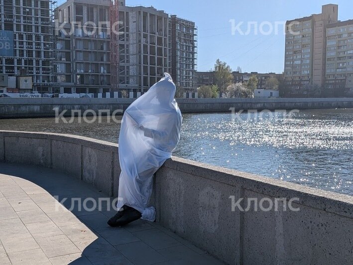 Студент БФУ стал прообразом для новой скульптуры на острове Канта в Калининграде (фото)   - Новости Калининграда | Фото: «Клопс»