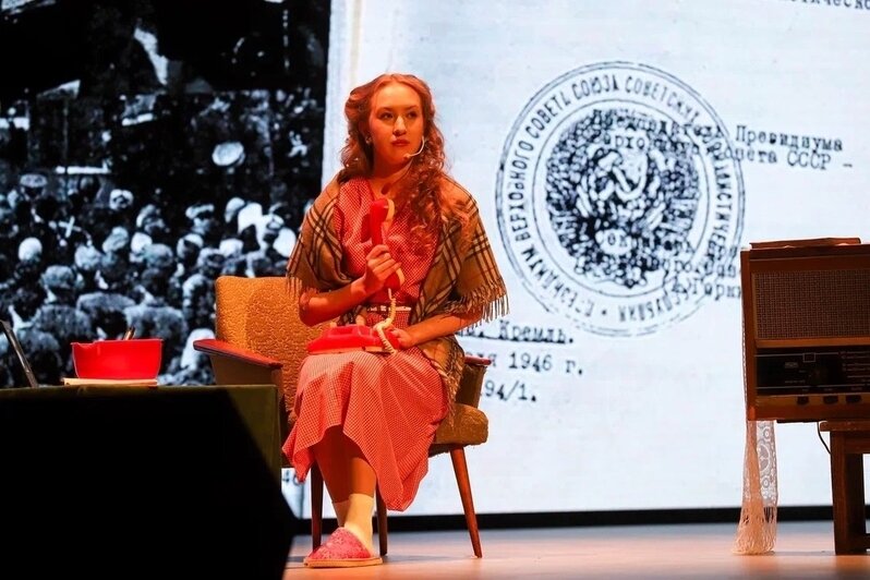 В Калининграде юным историкам показали спектакль о становлении области, основанный на архивных документах  - Новости Калининграда | Фото: Никита Никитин