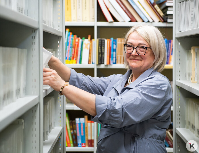 Открыть двери в мир заново: как в калининградской библиотеке учат незрячих верить в себя (фото) - Новости Калининграда | Фото: Александр Подгорчук / «Клопс»